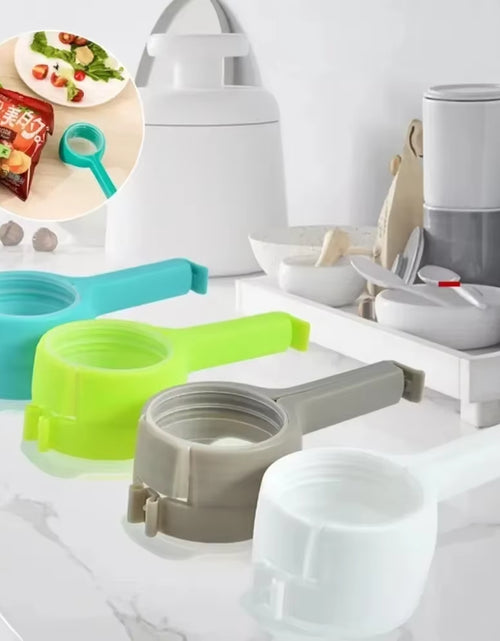 Load image into Gallery viewer, Snap-Fresh™ Sealing Clip – Keep Snacks Crisp, Fresh &amp; Ready to Pour!
