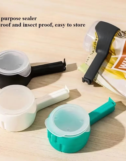 Load image into Gallery viewer, Snap-Fresh™ Sealing Clip – Keep Snacks Crisp, Fresh &amp; Ready to Pour!
